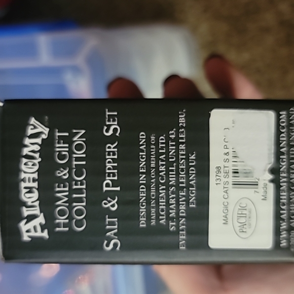 🎉HP🎉 Brand new in box alchemy salt and pepper shakers - Picture 6 of 6